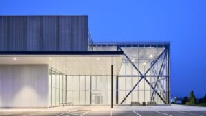 MichaelMuraz-426ClairRoadWest007_1024x576_web